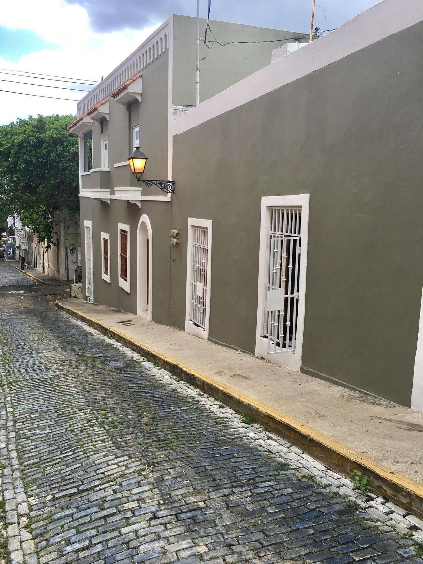 Casa Luna Guest House San Juan Exterior photo